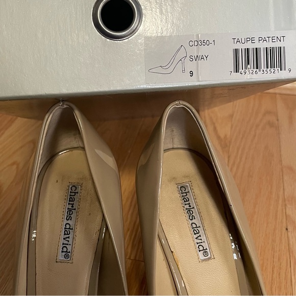 Charles David Sway Taupe Patent Leather Pointed Toe Heels Shoes 9 - Picture 6 of 6